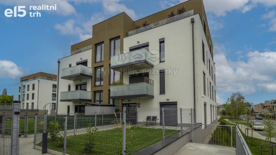 Prodej byty 1+kk, 30 m² - Praha - Bohnice
