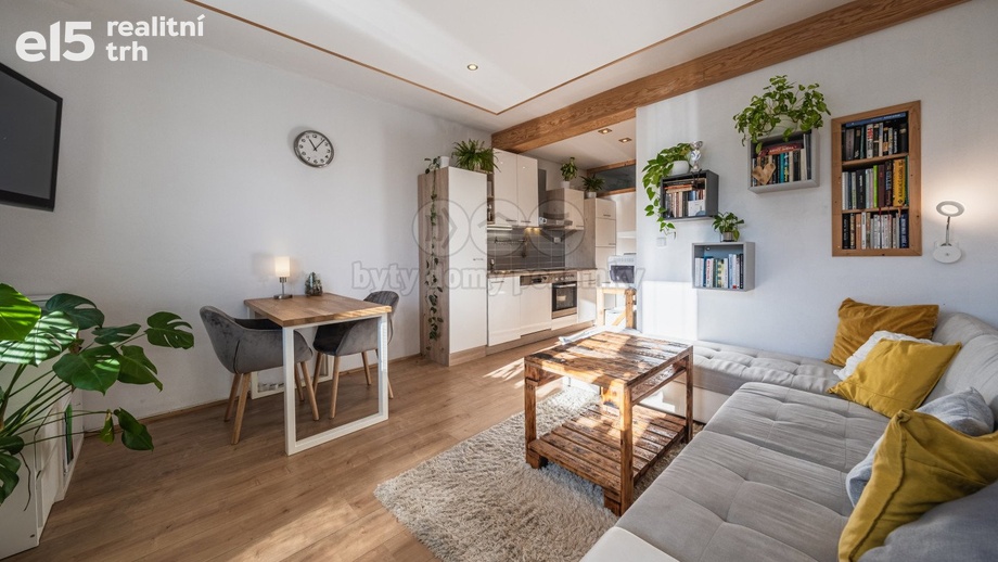 Pronájem byty 2+kk, 47 m² - Praha - Radotín