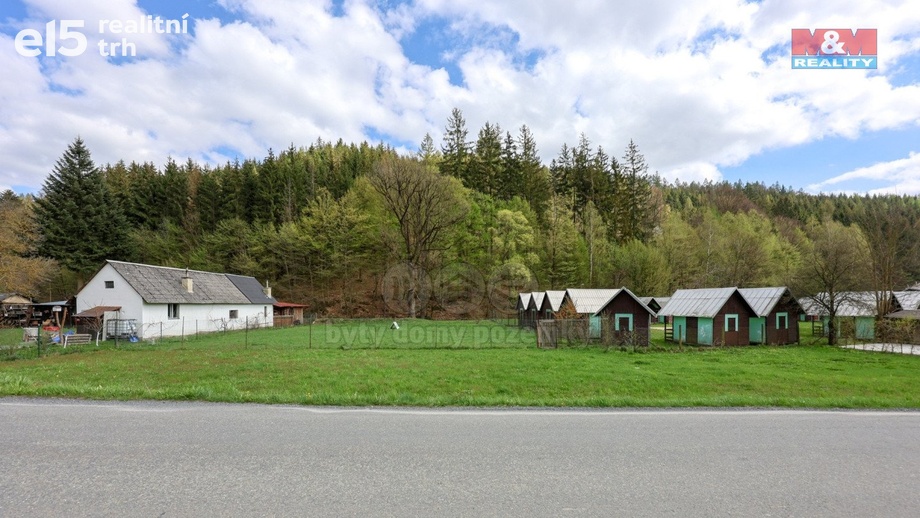 Prodej pozemky pro bydlení, 1 399 m² - Oskava