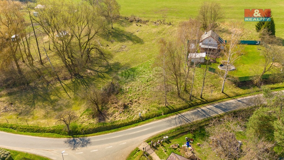 Prodej louky 1 051 m², Lovečkovice - Touchořiny