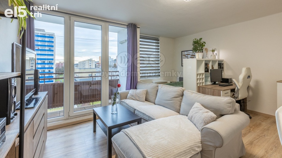 Pronájem byty 1+kk, 33 m² - Beroun-Město