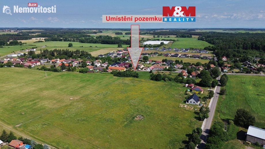 Prodej stavebního pozemku 1 021 m², Labské Chrčice
