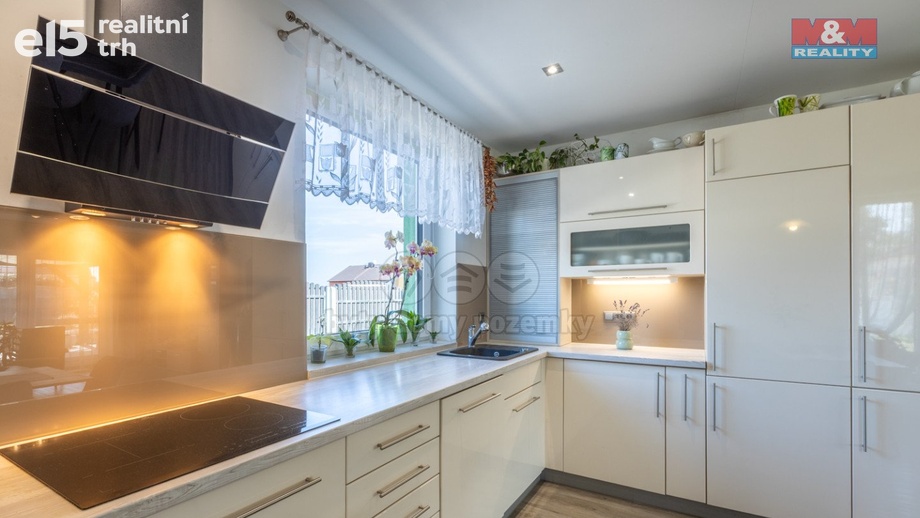 Prodej rodinné domy, 138 m² - Podbořany