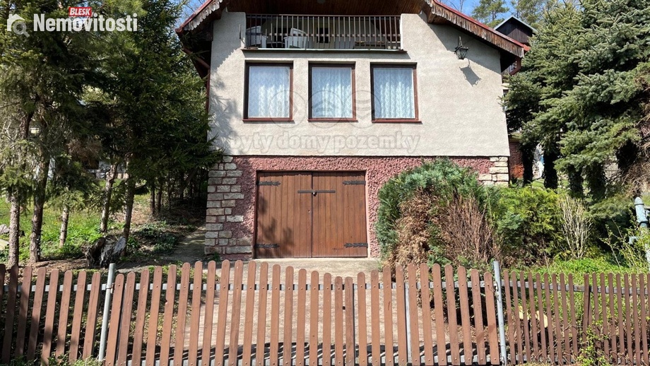 Prodej chaty 372 m², Počedělice