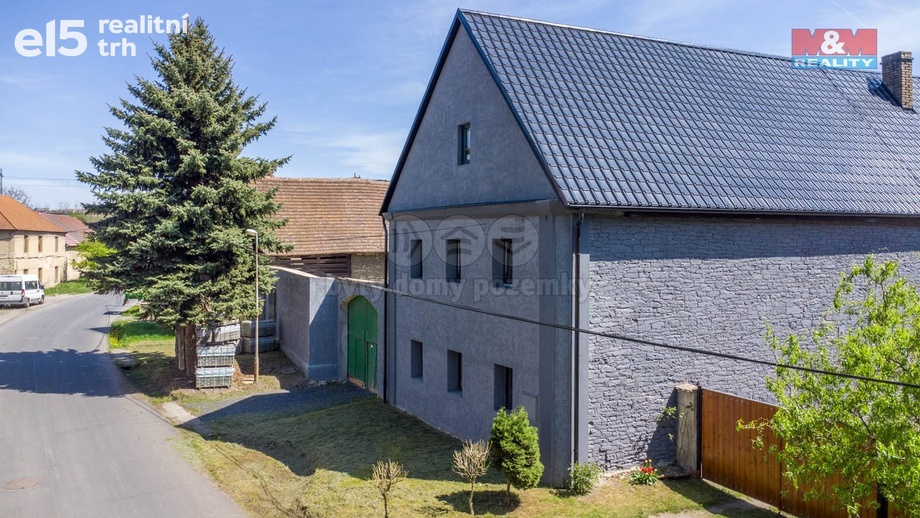 Prodej rodinné domy, 640 m² - Vrutice - Svařenice