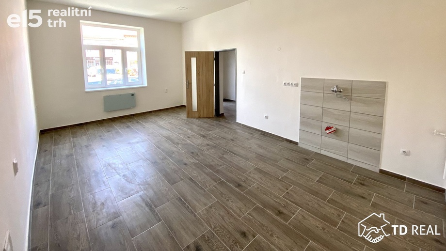 Pronájem byty 1+kk, 36 m² - Pohořelice