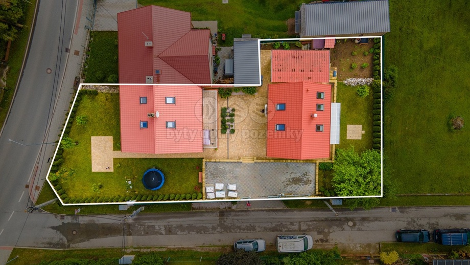 Prodej 253 m², Tetín