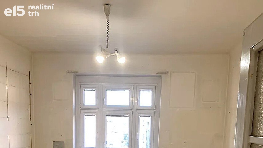 Prodej byty 1+kk, 31 m² - Praha - Strašnice