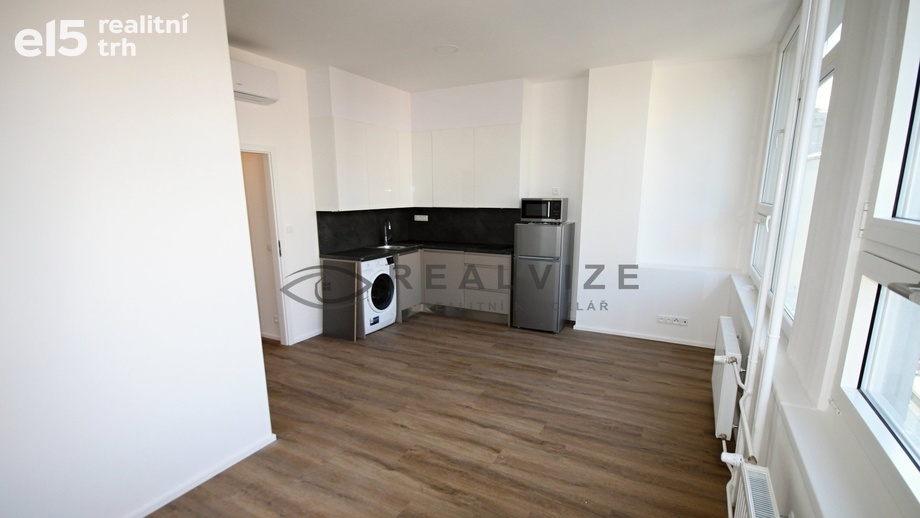 Pronájem byty 1+kk, 28 m² - České Budějovice 6