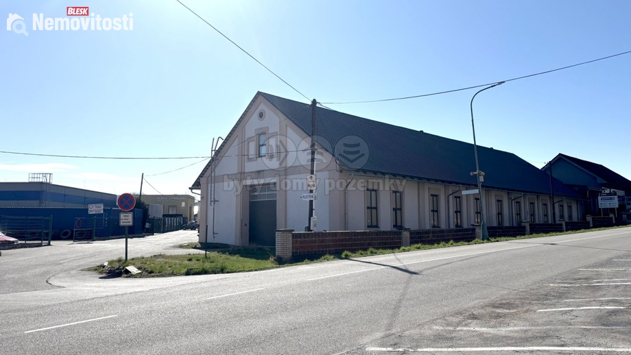 Pronájem skladu 255 m², Vamberk