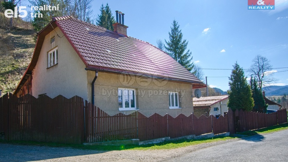 Prodej rodinné domy, 140 m² - Karolinka