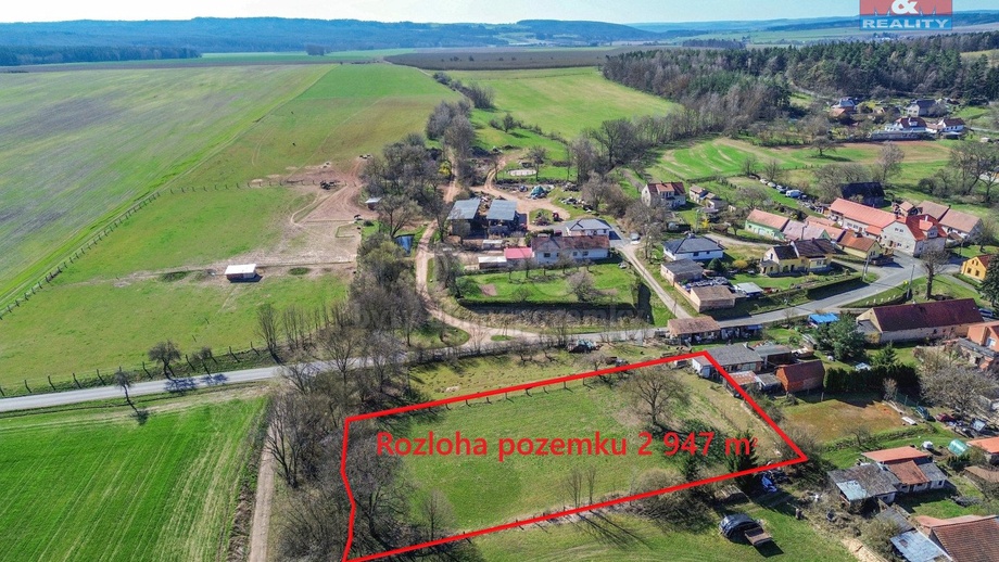 Prodej stavebního pozemku 2 948 m², Pastuchovice