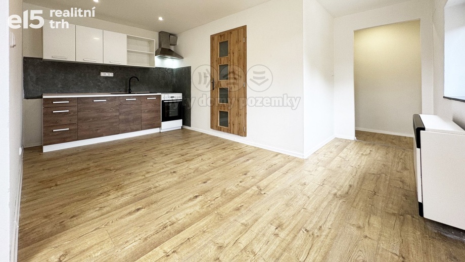 Pronájem byty 2+kk, 32 m² - Kraslice