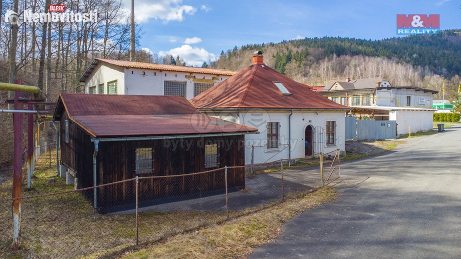 Prodej výrobního prostoru 97 m², Desná III