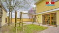 Prodej rodinného domu 328 m², Praha 12
