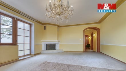 Prodej rodinného domu 328 m², Praha 12