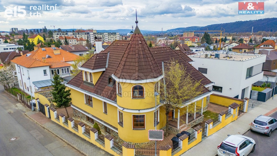 Prodej rodinné domy, 328 m² - Praha - Modřany
