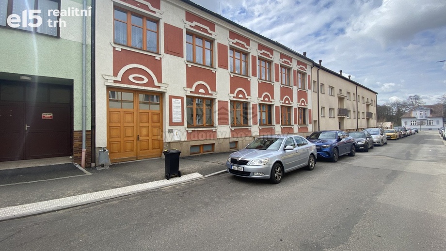 Pronájem kanceláře, 50 m² - Jindřichův Hradec II