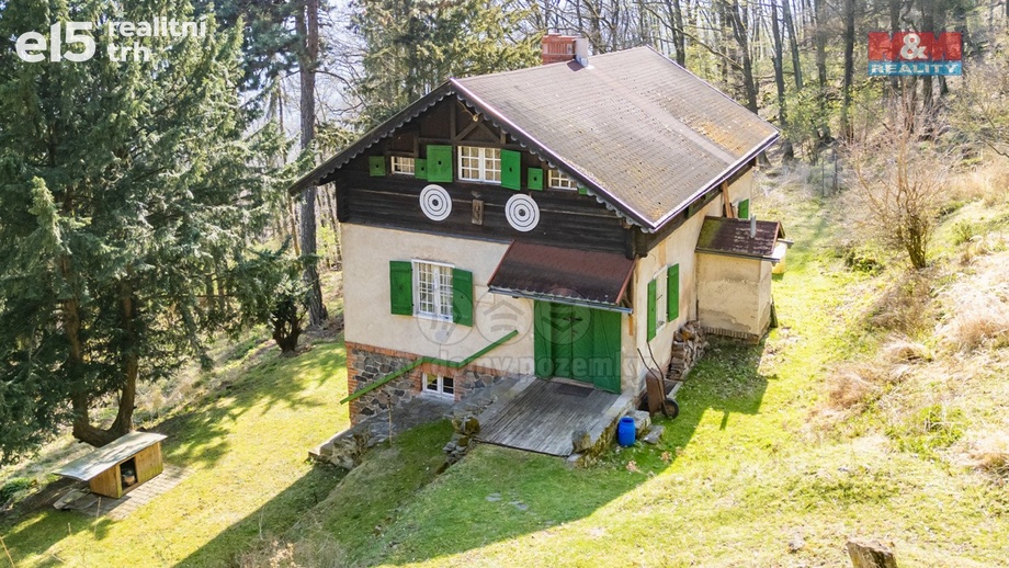 Prodej rodinné domy, 148 m² - Dolní Zálezly