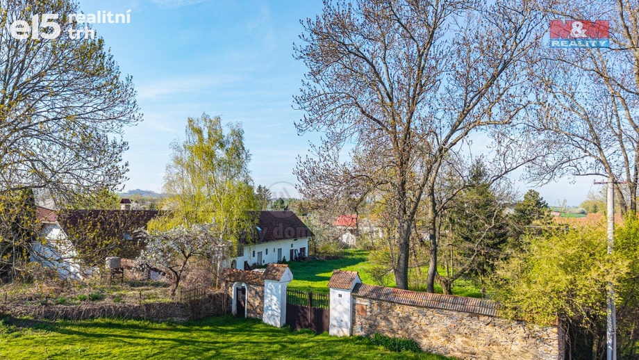 Prodej rodinné domy, 450 m² - Velim - Vítězov