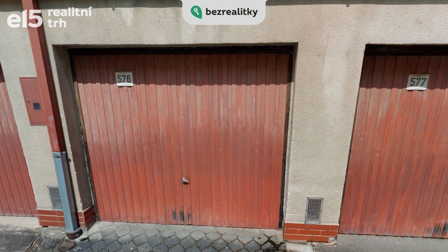 Prodej garáže, 19 m² - Adamov