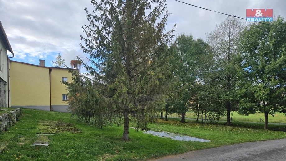 Prodej komerčního pozemku 1 155 m², Černá Voda