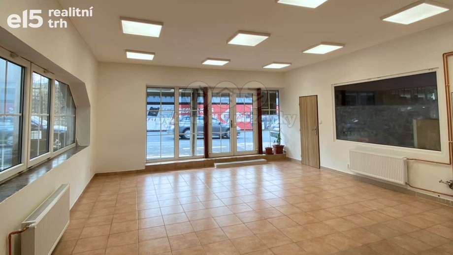 Pronájem obchodní prostory, 73 m² - Petrovice