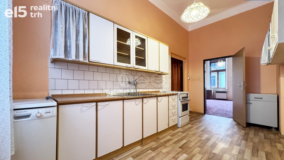 Prodej byty 2+1, 69 m² - Karlovy Vary