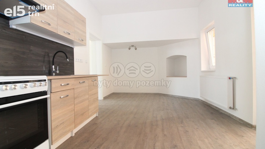 Pronájem byty 2+1, 99 m² - Česká Lípa