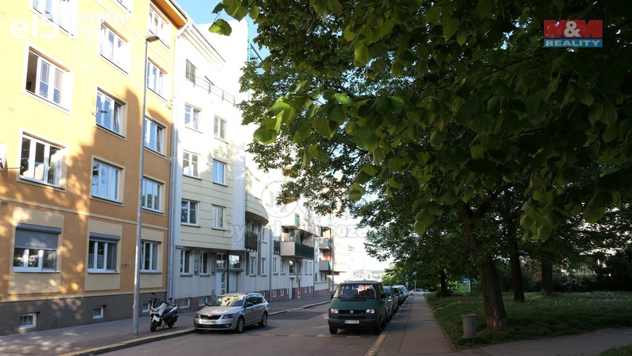 Pronájem byty 1+kk, 28 m² - Praha - Libeň