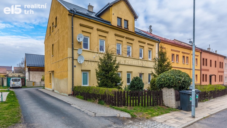 Prodej byty 2+1, 60 m² - Lom