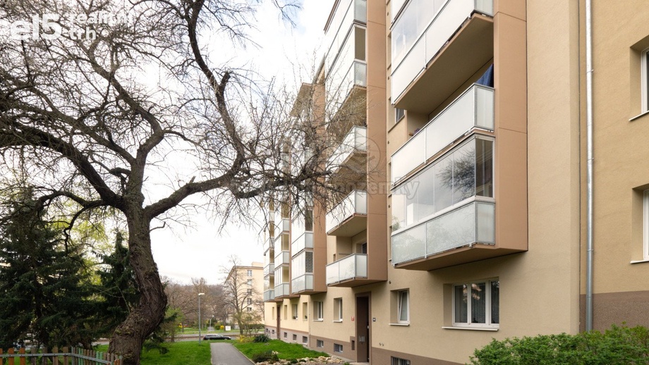 Prodej byty 2+1, 52 m² - Praha - Hloubětín