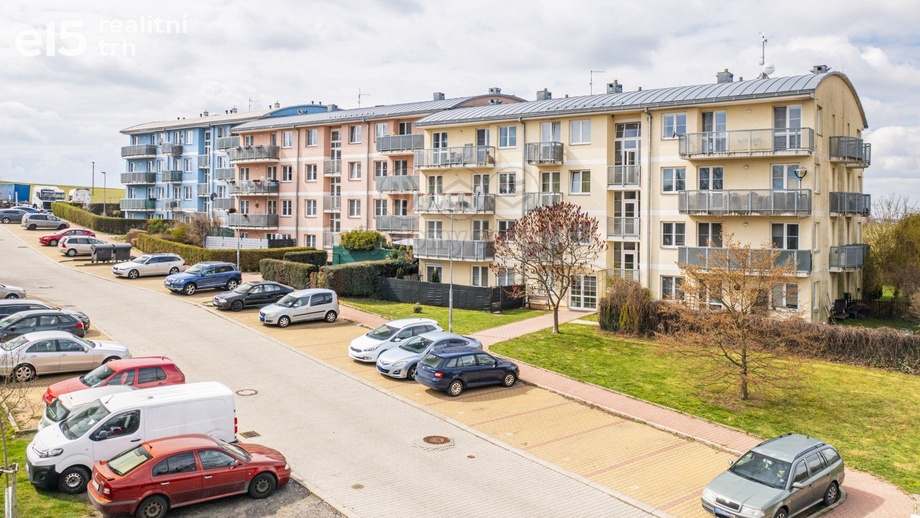 Prodej byty 2+kk, 42 m² - Modletice