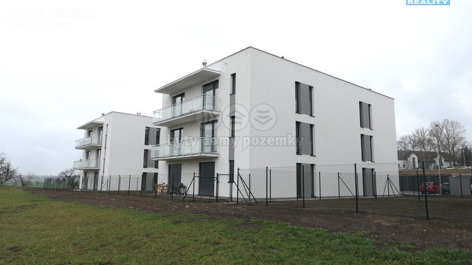 Pronájem byty 1+kk, 39 m² - Jinočany