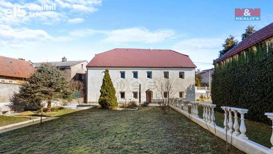 Prodej rodinné domy, 370 m² - Klobuky