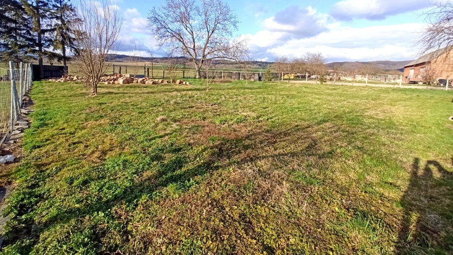 Prodej stavebního pozemku 1 416 m², Dlouhá Loučka