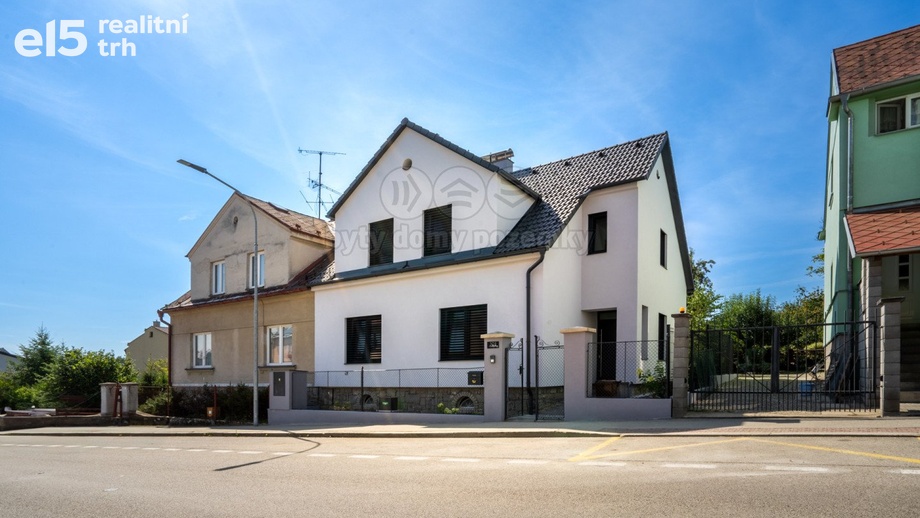 Pronájem rodinné domy, 120 m² - Jindřichův Hradec III