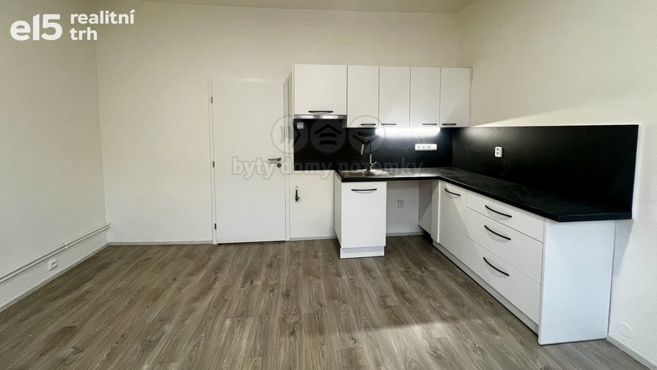 Pronájem byty 2+1, 61 m² - Ostrava - Mariánské Hory
