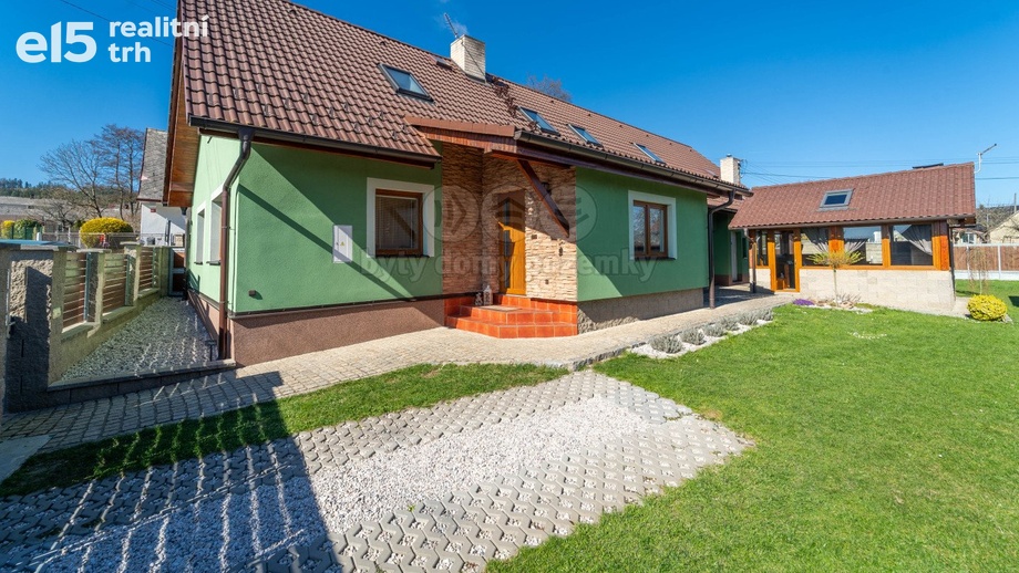 Prodej rodinné domy, 220 m² - Strašice