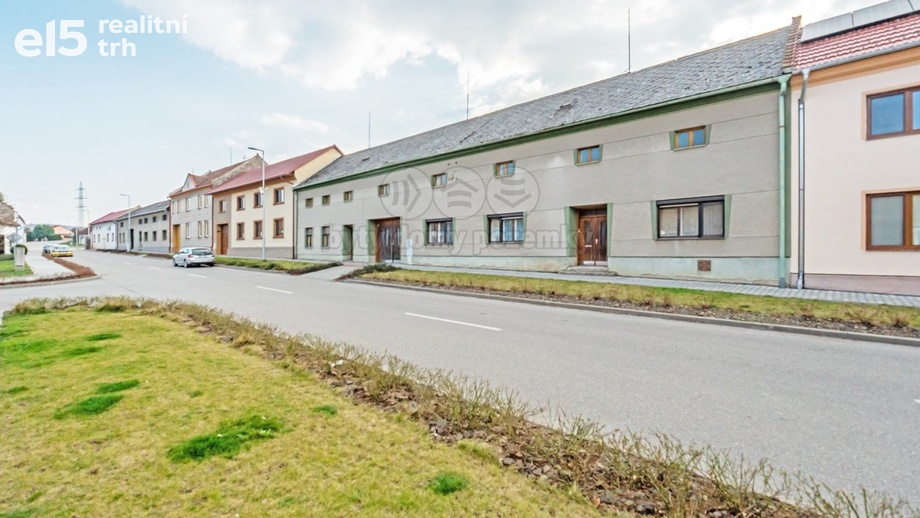 Prodej zemědělská usedlost, 158 m² - Medlovice