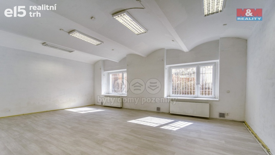 Pronájem obchodní prostory, 167 m² - Plzeň - Jižní Předměstí