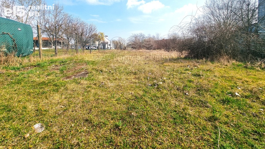 Prodej pozemky pro komerční výstavbu, 1 896 m² - Břeclav