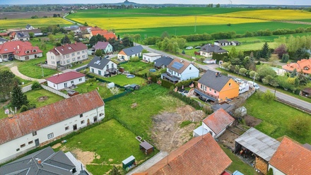 Prodej stavebního pozemku 1 108 m², Sezemice