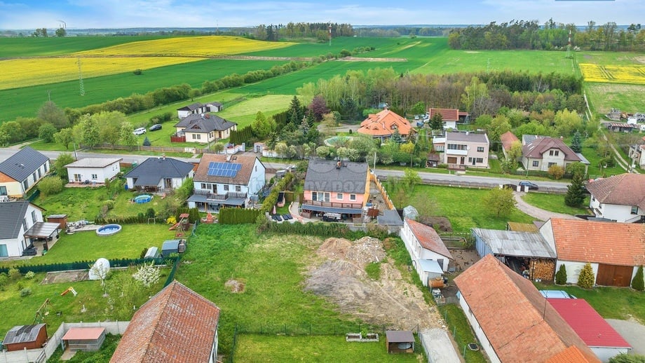 Prodej stavebního pozemku 1 108 m², Sezemice