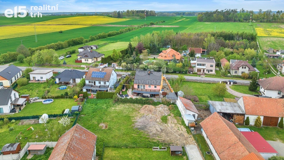 Prodej pozemky pro bydlení, 1 108 m² - Sezemice - Kladina