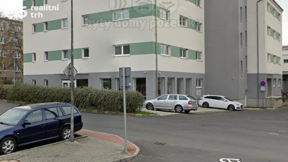 Pronájem kanceláře, 411 m² - Louny