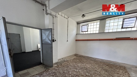 Pronájem skladu 80 m², Louny