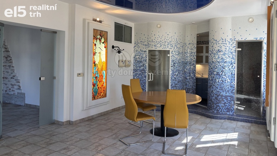 Pronájem kanceláře, 50 m² - Praha - Hloubětín