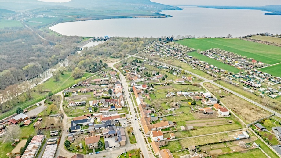 Prodej pozemky pro bydlení, 904 m² - Přítluky - Nové Mlýny