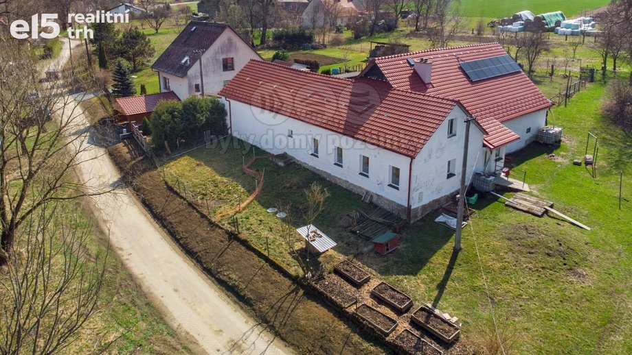 Prodej rodinné domy, 215 m² - Karle